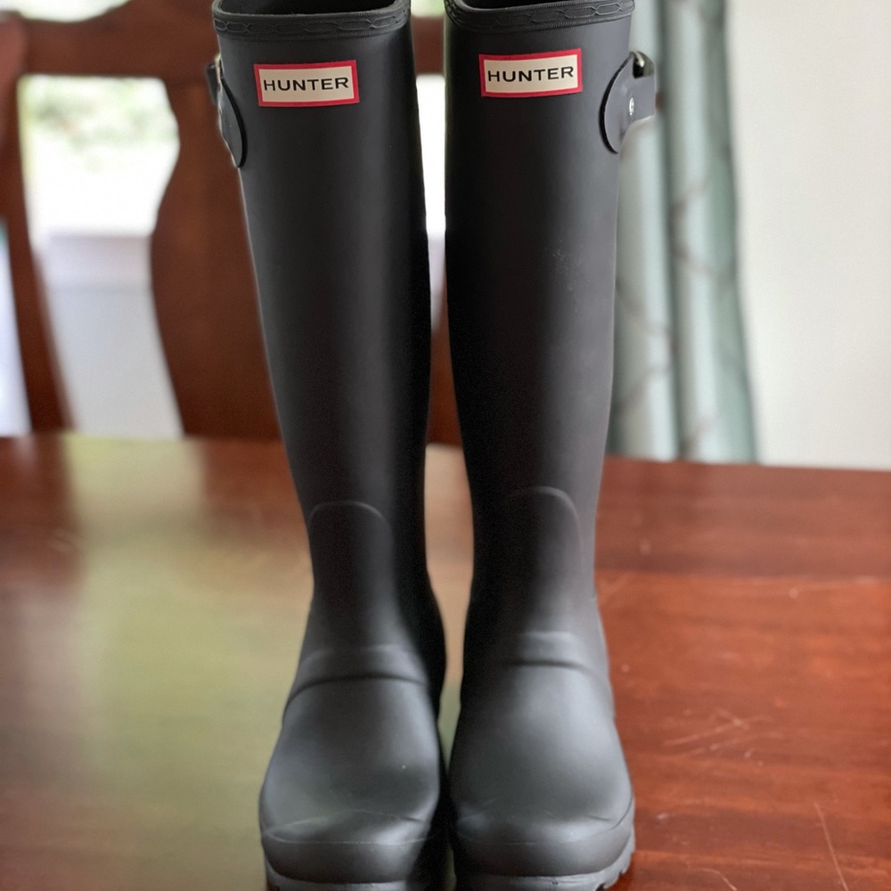 Brand new Hunter Women’s Original Tall Rain Boots - Picture 2 of 6